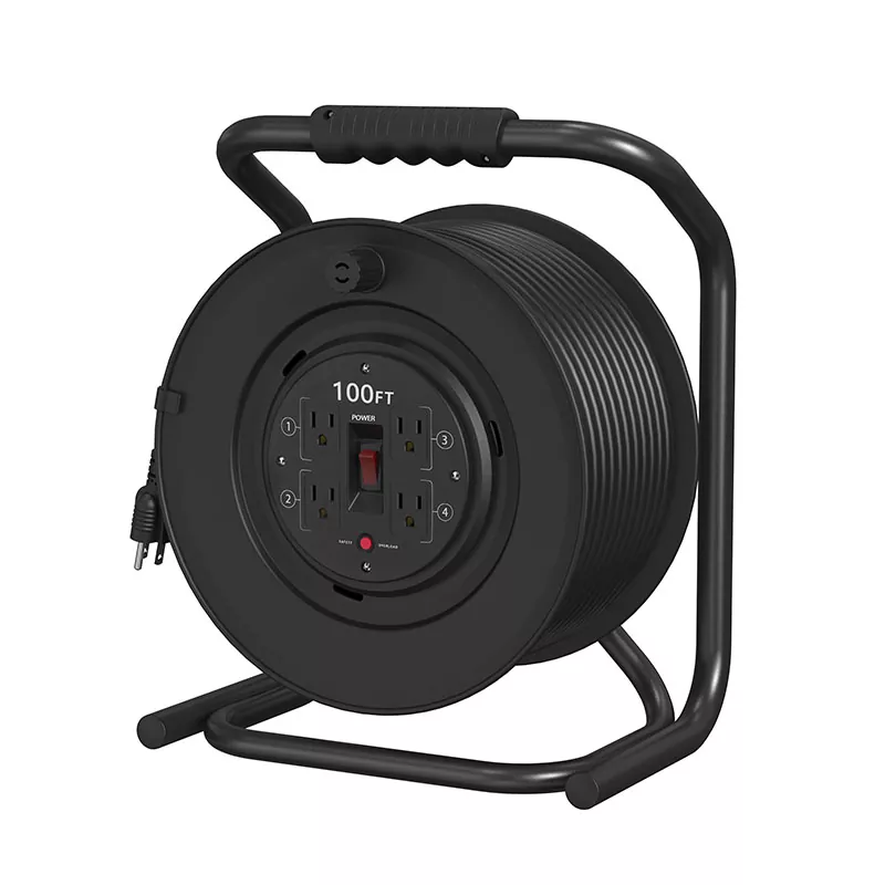 4 vtičnice Plastični kolut za kabel 100 ft